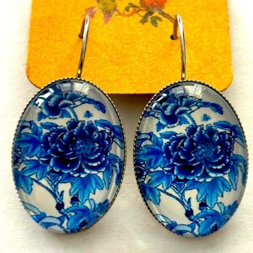White and Blue Stainless Steel Lever Back Earrings, Handmade, NWT, Unworn